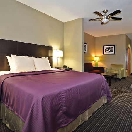 Best Western Giddings Inn & Suites Bilik gambar