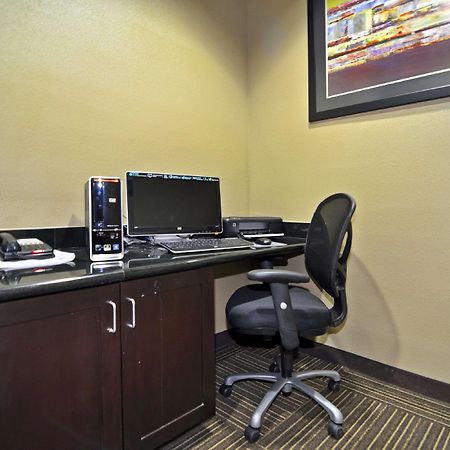 Best Western Giddings Inn & Suites Kemudahan gambar
